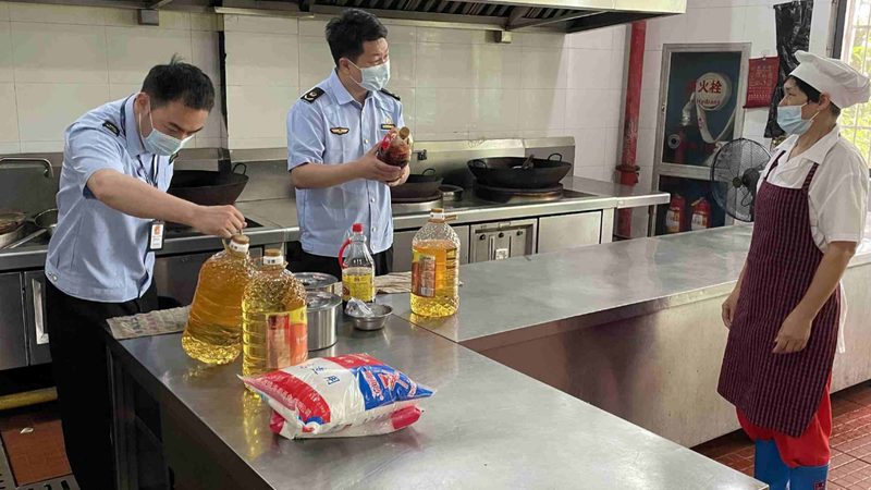 网红零食批发定制包装：揭秘其背后的秘密与趋势