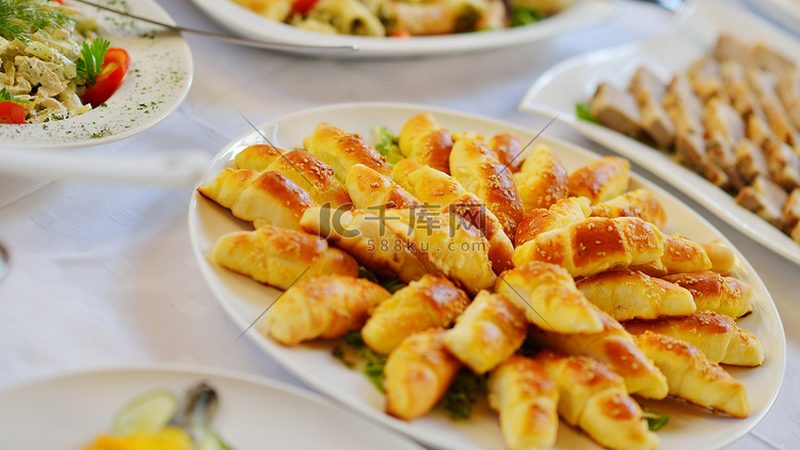 上海烘焙原料标准规范：揭秘行业背后的秘密